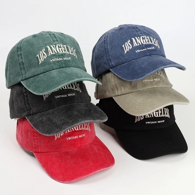 Diskon 6 Panel Baseball Cap Dengan Flat Brodery Curved Visor