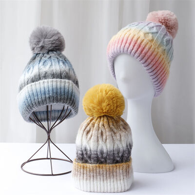 OEM Knit Beanie Hat Acrylic Polyester Wool Merino Style Beanie Disesuaikan Panas Nyaman Pakaian Kepala Musim Dingin