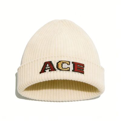 Topi topi wol yang dapat disesuaikan memberikan isolasi alami dan tampilan klasik yang sempurna untuk koleksi pakaian musim dingin