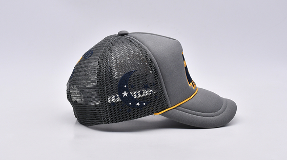 58CM Busa Trucker Topi Bordir Plastik Kembali Gesper Mesh Dapat Disesuaikan Topi Olahraga Truk