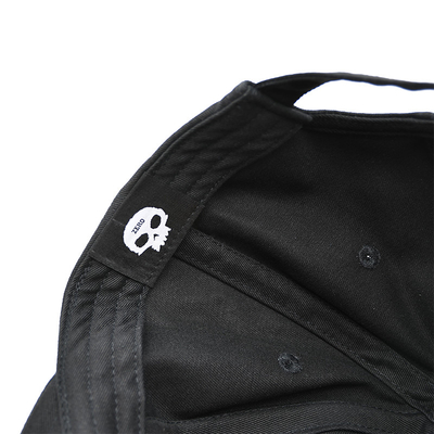 Flat Visor Five-Panel Snapback Cap 6 Eyelets untuk Ventilasi 6 Eyelets