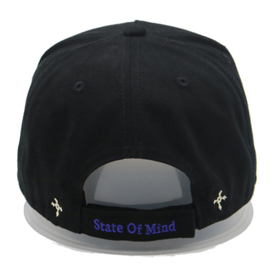 Disesuaikan 5 Panel Baseball Cap Dengan Logo 3D bordir Dan Cocok Kain Warna jahitan