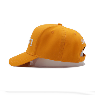 Tali yang dapat disesuaikan Profil visor melengkung Baseball Cap dengan jahitan warna kain yang terkoordinasi