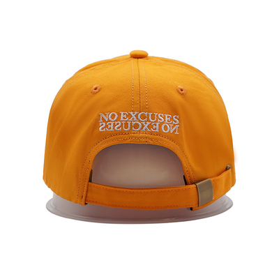 Tali yang dapat disesuaikan Profil visor melengkung Baseball Cap dengan jahitan warna kain yang terkoordinasi