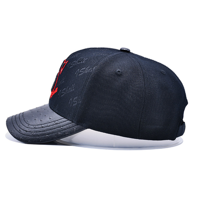 Tali yang dapat disesuaikan dan desain terstruktur 6 Panel Baseball Cap untuk personalisasi
