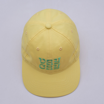 Menonjol Daya tahan Tinggi Flat Brim Snapback Topi Hitam Satu Ukuran Cocok untuk Semua