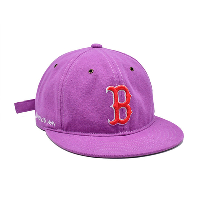 Disesuaikan Pink 6 Panel Snapback Cap dengan Flat Visor Dan Logo bordir 3D