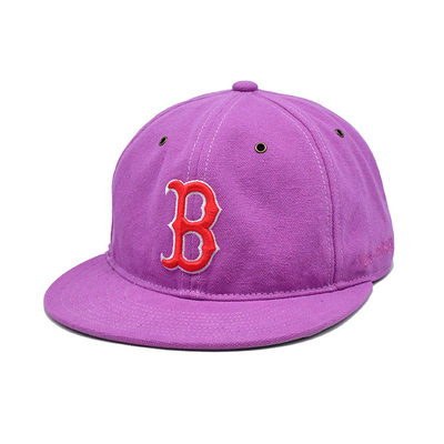 Disesuaikan Pink 6 Panel Snapback Cap dengan Flat Visor Dan Logo bordir 3D