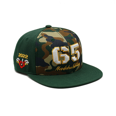 Topi Snapback Plastik Bernafas dengan Pintu Flat Struktural Dan Logo Bordir Khusus Warna Camo
