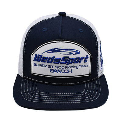 Dibuat dari profil Truk Cap dengan Snapback Plastik dan logo bordir