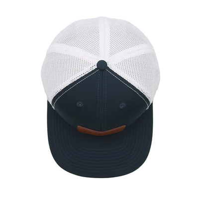 Disesuaikan bordir Eyelets 6 Panel Trucker Cap dengan Pre Curved Visor