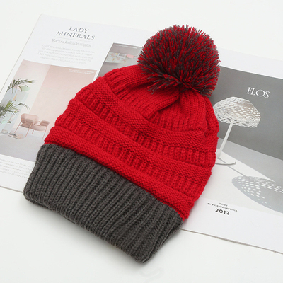 Topi Musim Gugur Musim Dingin Mencocokkan Boneka Berjubah Skully Bergaya Panas Dengan Pompom Kulit Pom Pom Pom Untuk Wanita Boneka Mode Warna Dua