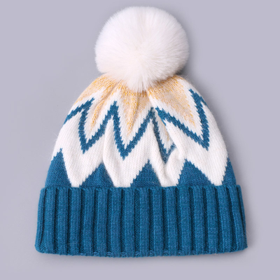 Custom bordir Beanie Musim dingin rajutan Strip berpola hangat lembut Pompom Puff cetak Beanie Produsen