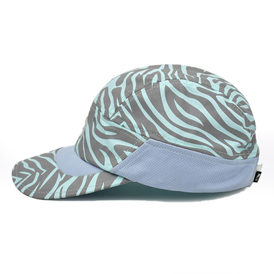 Outdoor Adjustable Baseball Sports Cap Ringan Reflektif Cepat Kering 5 Panel Sports Hat dengan Buckle Back