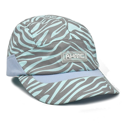 Outdoor Adjustable Baseball Sports Cap Ringan Reflektif Cepat Kering 5 Panel Sports Hat dengan Buckle Back