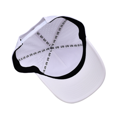 OEM Custom 5 Panel Karet Pvc Logo Laser Cut Hole Perforated Sport Performance Ayah Topi, Putih Waterproof Tahan UV Baseball Cap