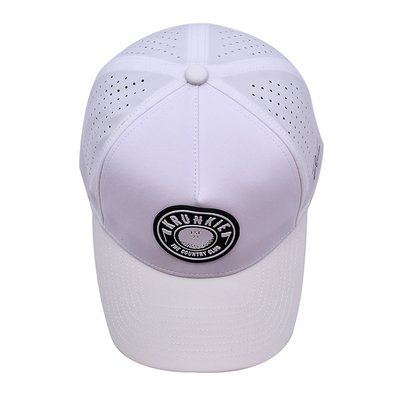 OEM Custom 5 Panel Karet Pvc Logo Laser Cut Hole Perforated Sport Performance Ayah Topi, Putih Waterproof Tahan UV Baseball Cap