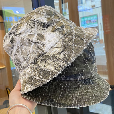 Hot Sale Musim semi dan musim gugur Baru Flat Top Frayed Denim Suquin Plaid Bordir Custom Bucket Hat Bordir logo topi nelayan