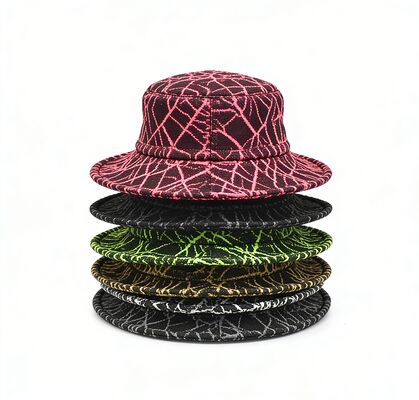 Topi ember nelayan yang ringan berujung lebar Warna khusus dirancang untuk perlindungan matahari Kenyamanan dan pakaian luar yang serbaguna