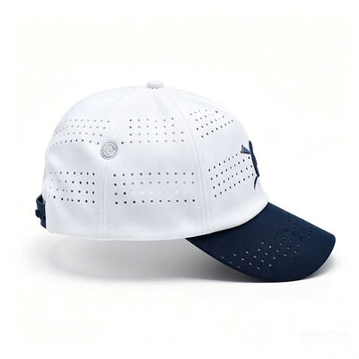 Plastik Buckle Back Closure 6 Panel Baseball Cap Bordir Logo Depan Pilihan besar untuk fashion show dan outing musim panas